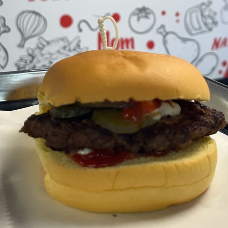 Classic Burger Delight